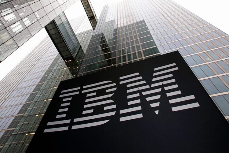 IBM از عقاب رونمایی کرد
